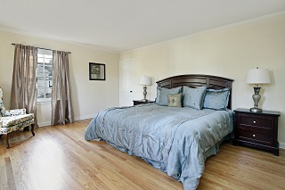 Affordable Federal Way bedroom makeover in WA near 98023